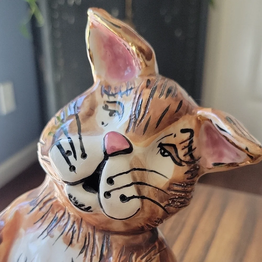 2000 BLUE SKY Cat Figurine / Candle Holder by Heather Goldminc